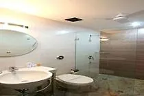 Hotel Fabexpress Jeniffer Inn Delhi